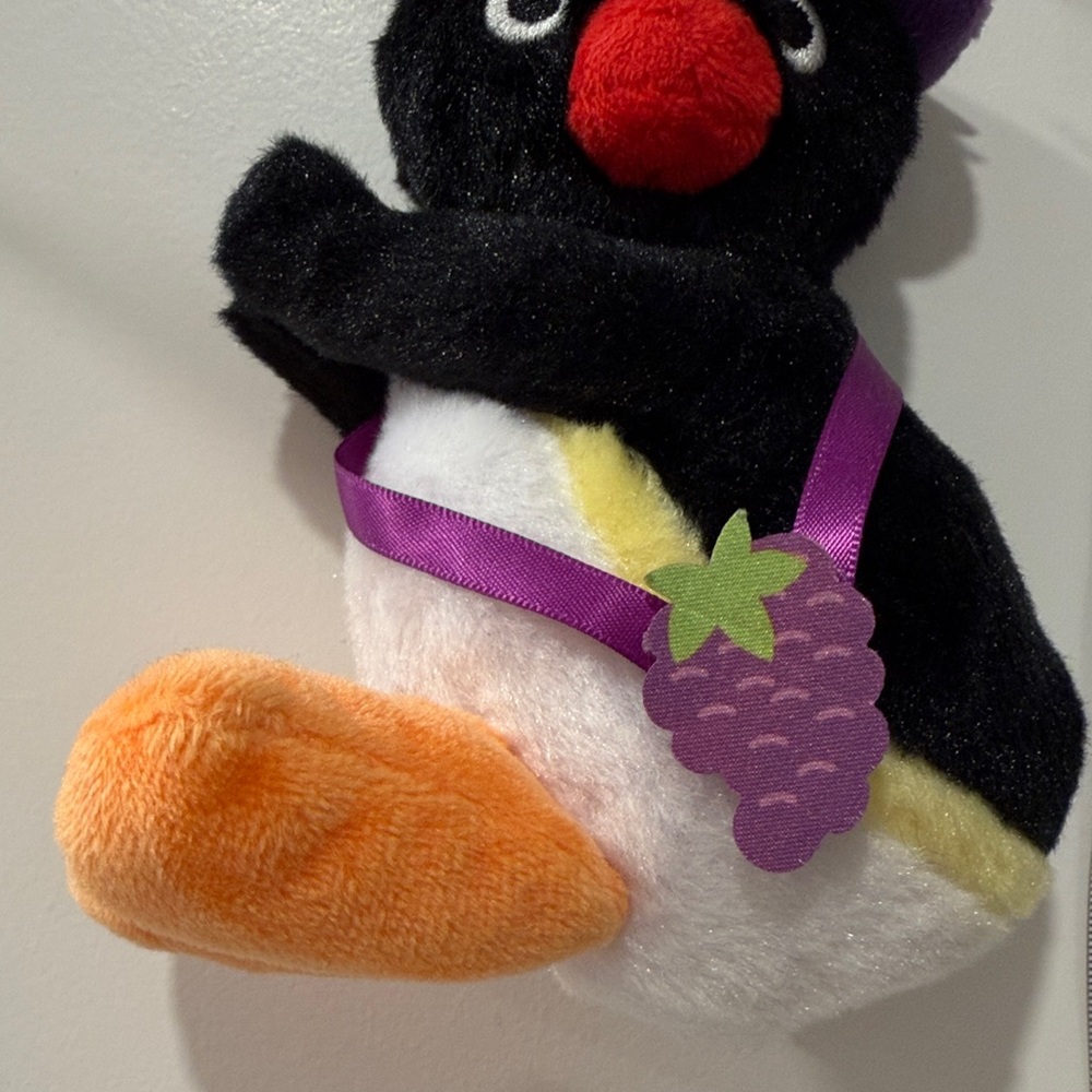 Cute Pingu Lollipop Fruit toys with Excellent Condition - Picture 4 of 6
